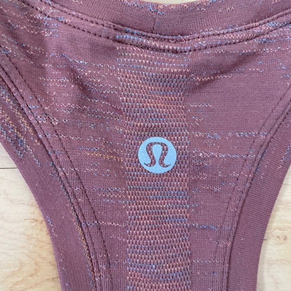 Lululemon Swiftly Tech Racerback 2.0 *Race Length - Picture 4 of 5